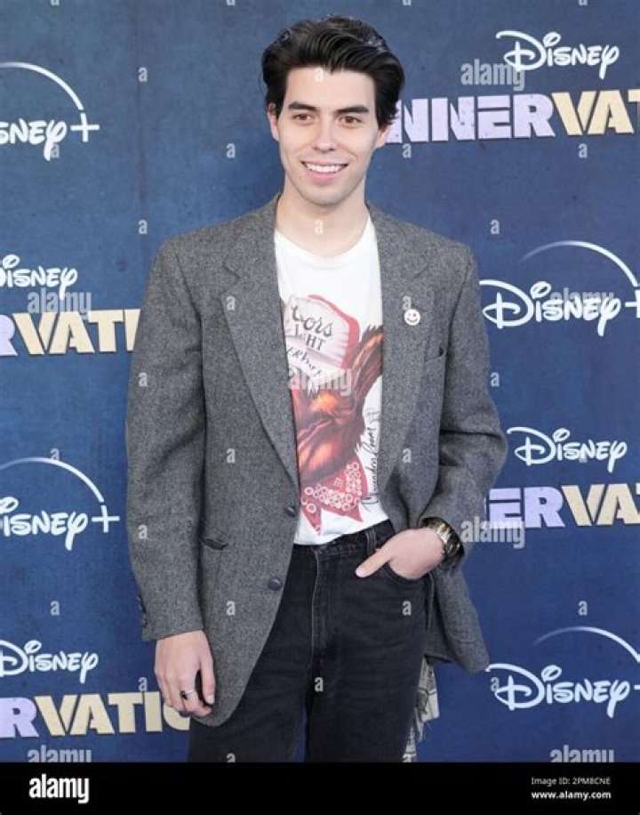 Braeden De La Garza Height, Weight, Net Worth, Age, Birthday, Wikipedia, Who, Nationality, Biography