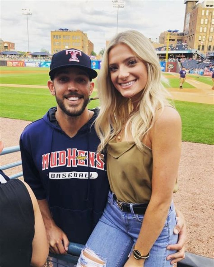 
Drew VerHagen Height, Weight, Net Worth, Age, Wiki, Who, Instagram, Biography 