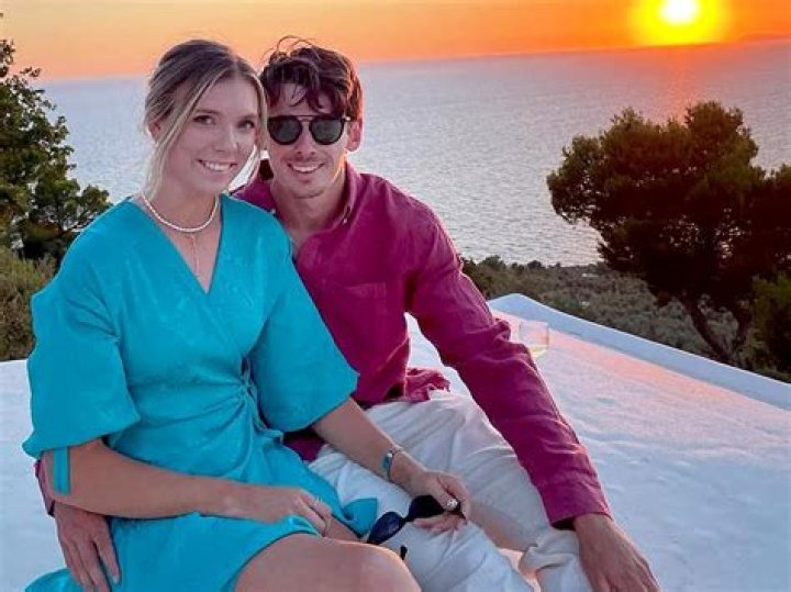 
Is Alex de Minaur Gay? Sexuality And Relationship – Does He Have Girlfriend Or Partner? 