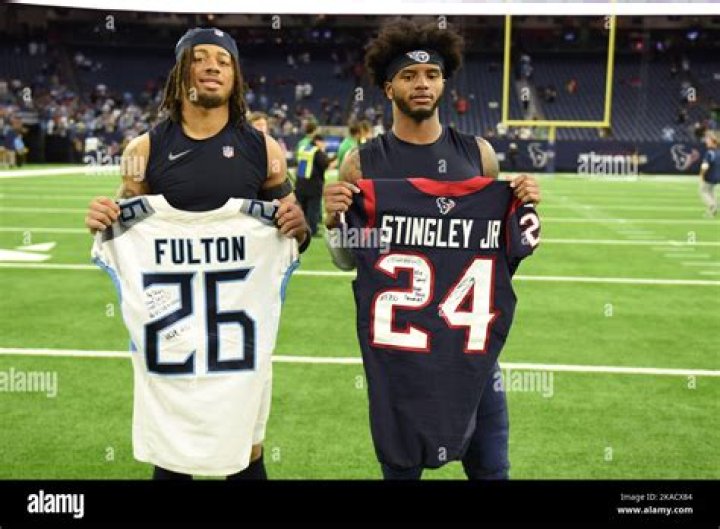 
Is Derek Stingley Jr Related To Darryl Stingley? Everything On His Parents Siblings And Girlfriend 