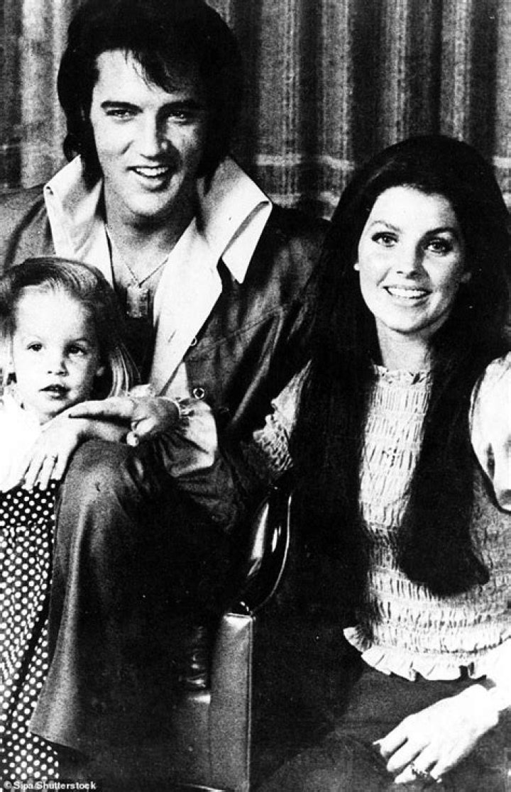 
Is Elvis Presley Still Alive? What Happened To Elvis Presley? Elvis Presley Wife, Age, Daughter and Family 