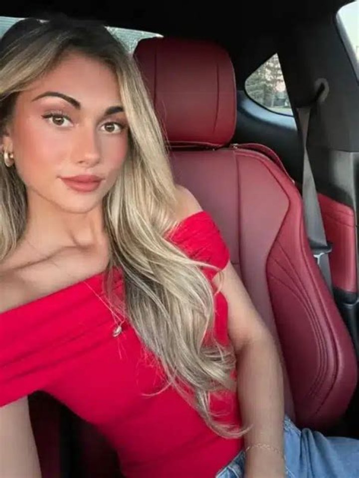 
Kayla Lee Height, Weight, Net Worth, Age, Wiki, Who, Instagram, Biography 