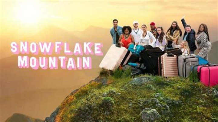 
Meet Deandra aka Beau Dee From Netflix Snowflake Mountain – How Rich Is The Make-Up Artist? 