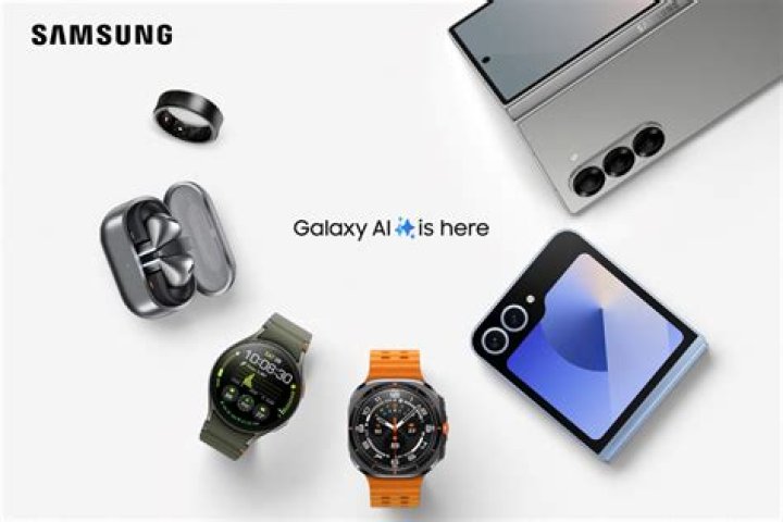 
Samsung sells over 1.2 mn Galaxy devices worth Rs 1,000 cr in 24 hours 