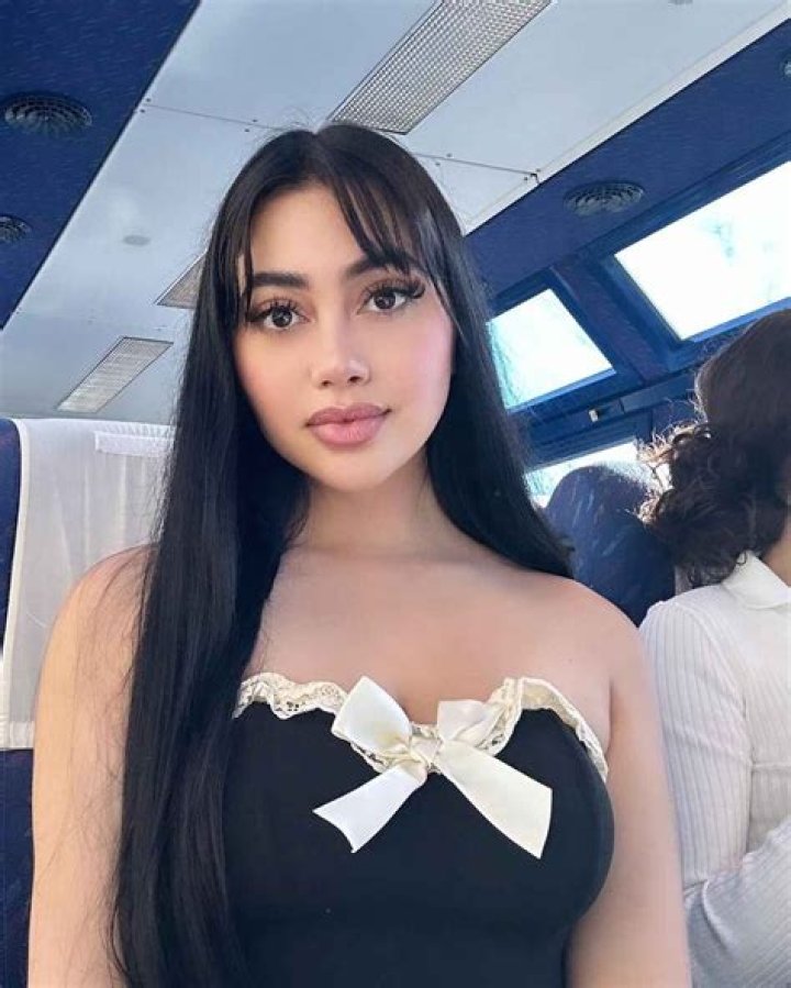 
Sofia Ojeda Height, Weight, Net Worth, Age, Birthday, Wikipedia, Who, Nationality, Biography 