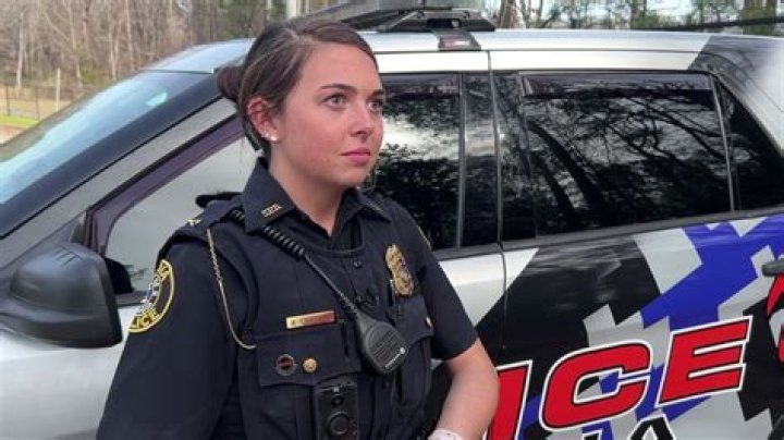 
WATCH: Bodycam footage shows Georgia officer Alexis Callaway saving choking infant 