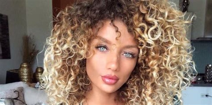 
What does Anfisa Arkhipchenko do for a living? Wiki Bio, age, surgery 